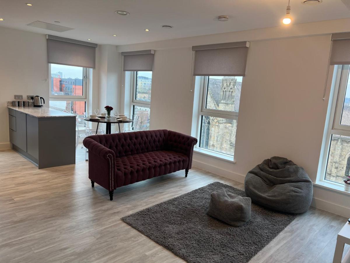Crown X Chapel Apartments Manchester Dış mekan fotoğraf
